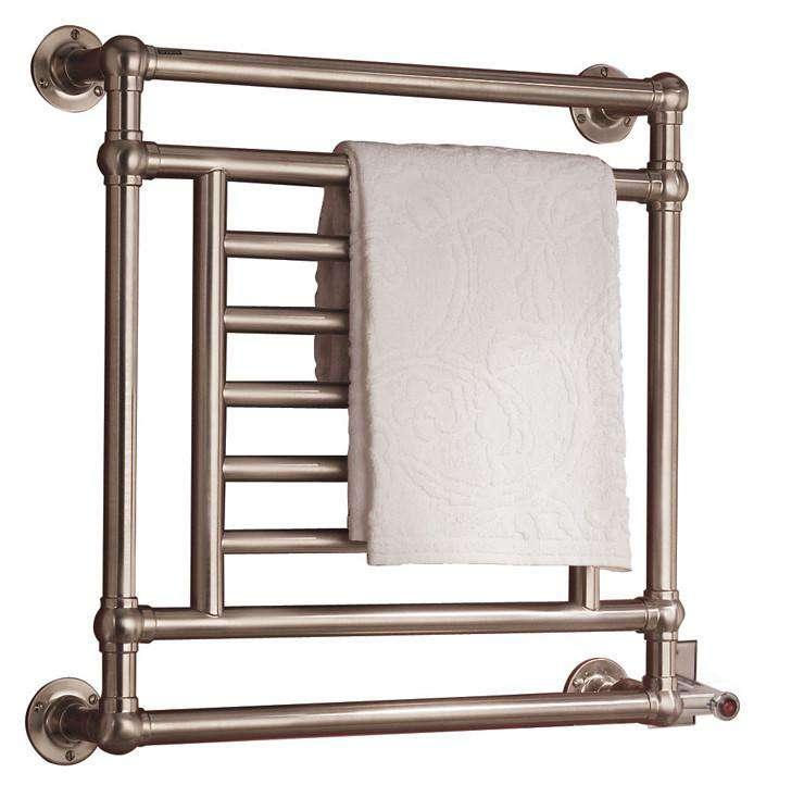 Traditional Wall-Mounted Towel Warmer