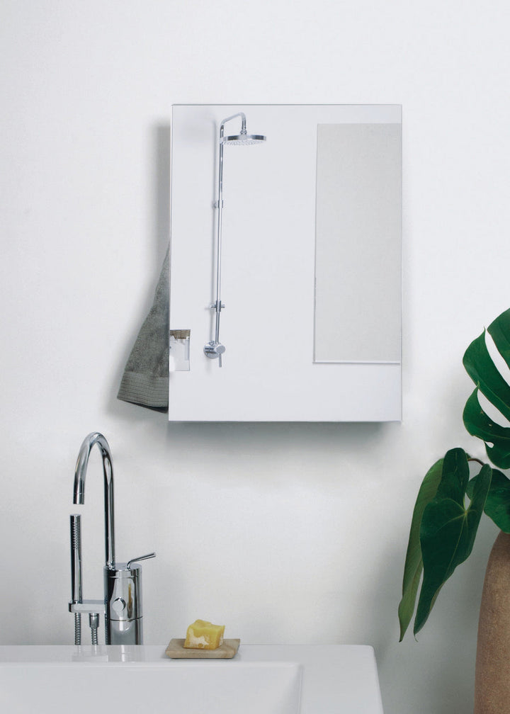 Mg12 Geometrici Rectangle Towel Warmer - 17.75"W x 27.5"H